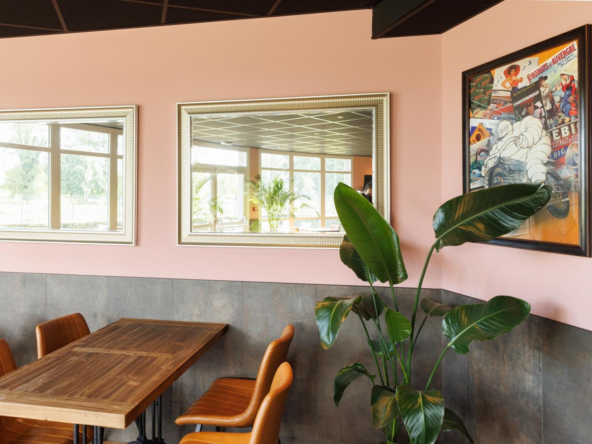 B&B Hotel Clermont-Ferrand Nord Riom Εξωτερικό φωτογραφία